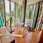 Appartement Natura E Golf Con Giardino Privato