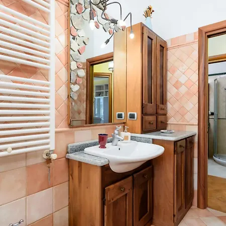 Natura E Golf Con Giardino Privato Lägenhet